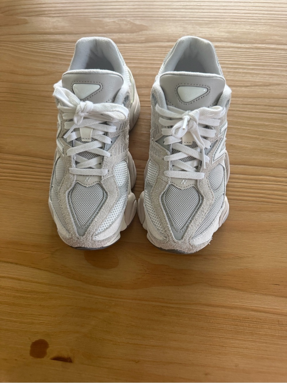 NEW BALANCEWomen’s Neutral White Casual Trainers - Lightweight Everyday Sneakers